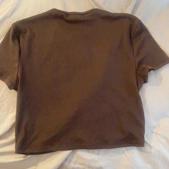 Multiple tops - Picture 6 of 11